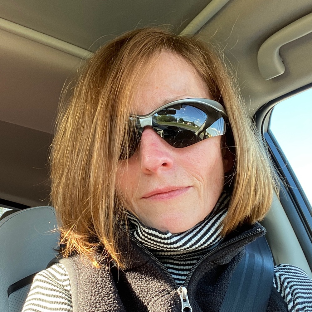 Meet your Posher, Lisa